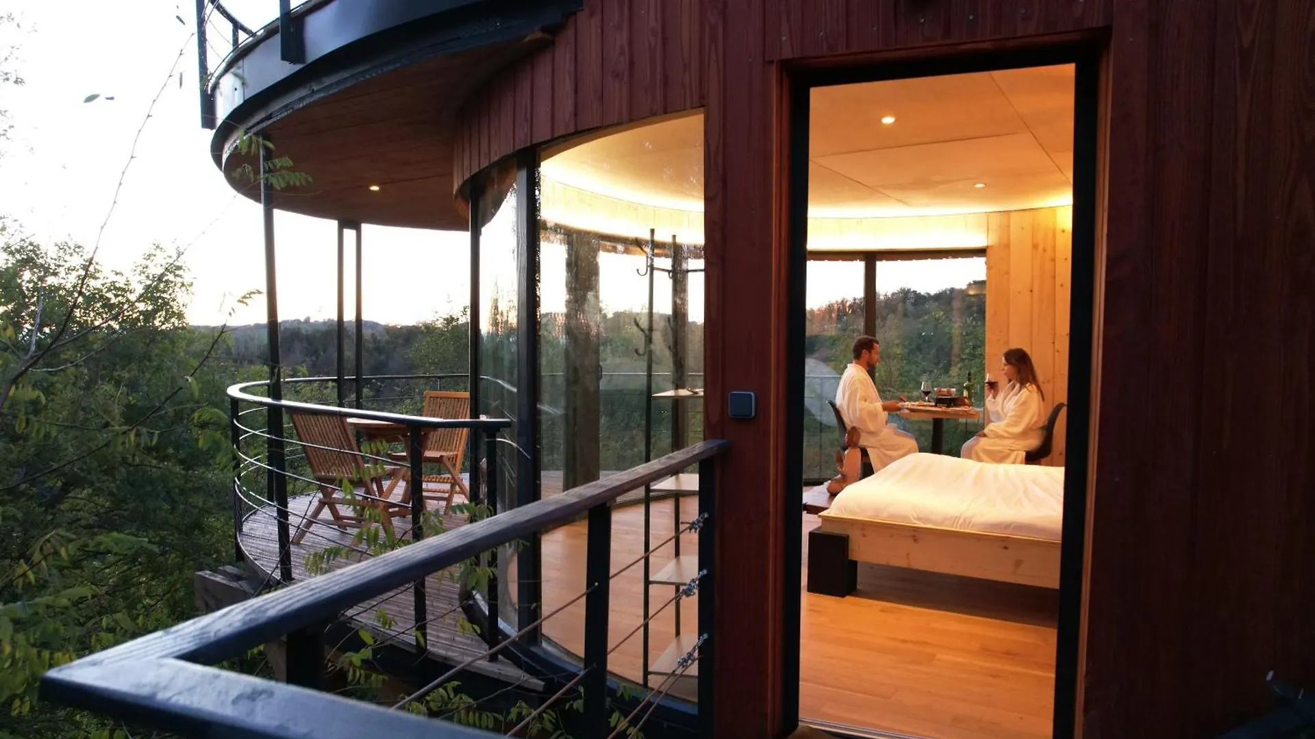 Chalet Domaine Des Etoiles - Logements Insolites Gillonnay France