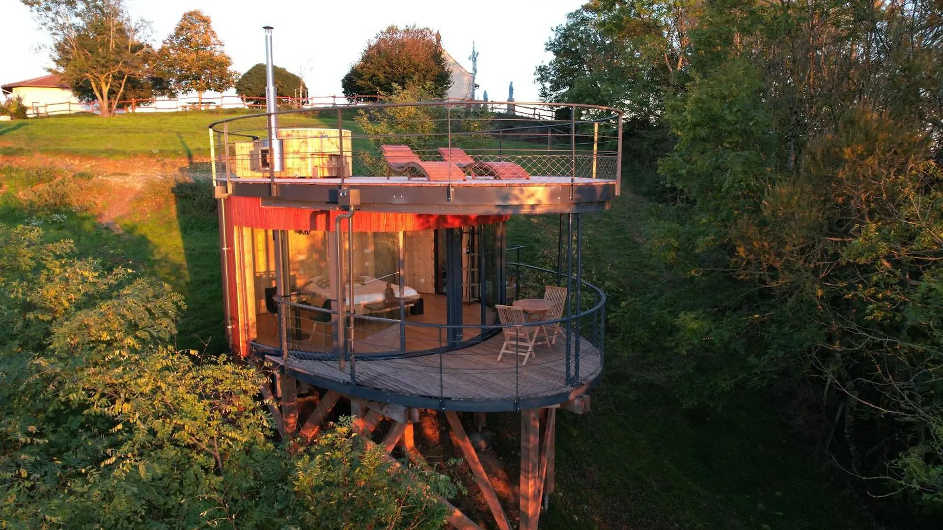 Chalet Domaine Des Etoiles - Logements Insolites Gillonnay
